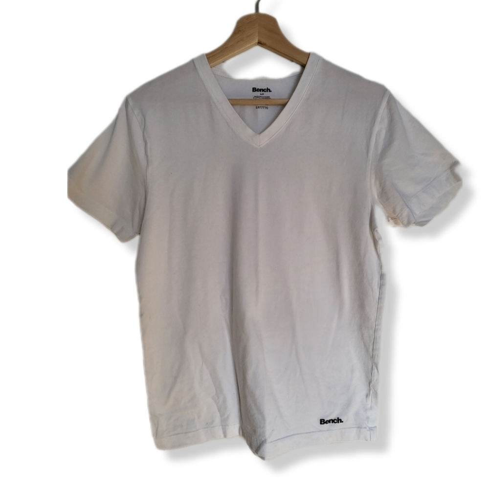 GUC BENCH MENS WHITE TSHIRT